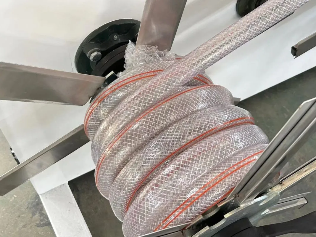 картинка Автоматическая линия для изготовления армированного шланга диаметром 25-50 мм, модель JM-50 от магазина Метасила