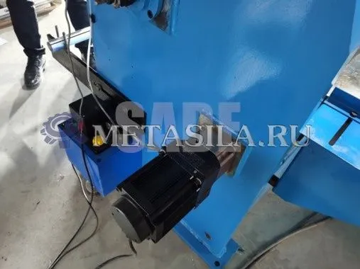 картинка Машина изготовления сетки «рабица» из листового металла  от магазина Метасила
