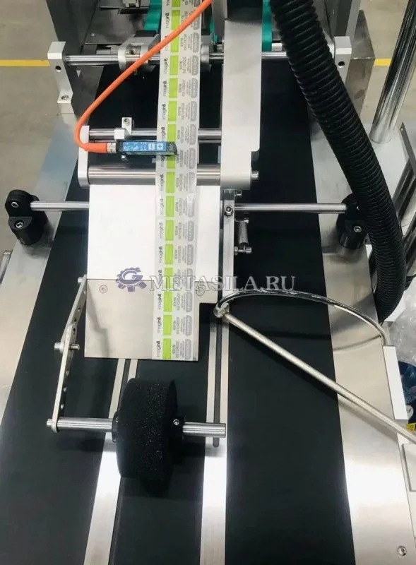 картинка Этикетировочная машина для наклеек на товары от магазина Метасила