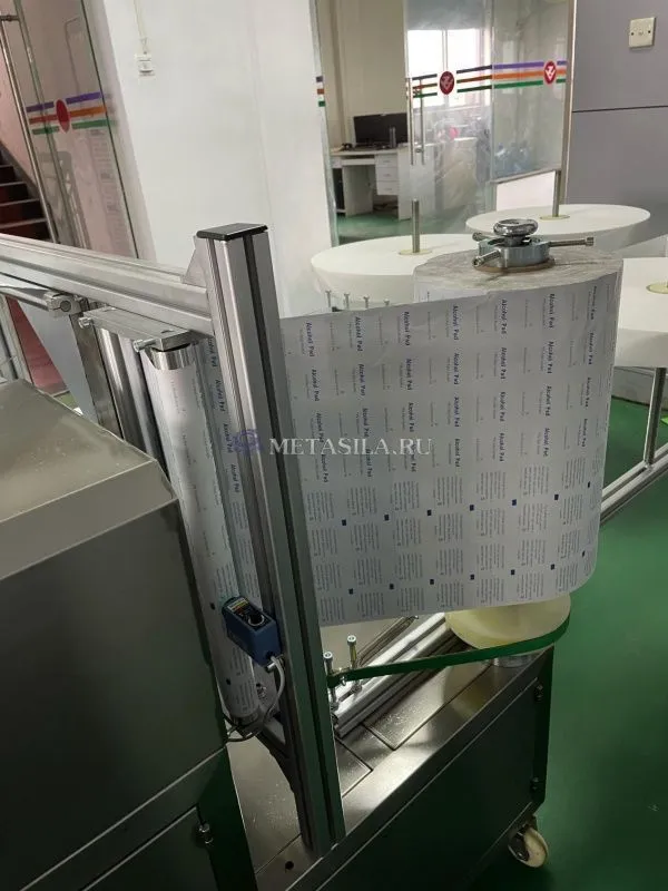 картинка Станок по производству спиртовых салфеток T-55  от магазина компании Метасила