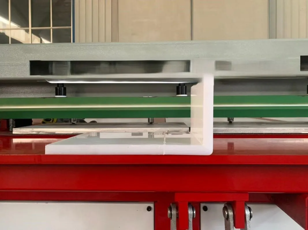 картинка Гибочно-сварочный станок для пластика (MX-4) от магазина Метасила