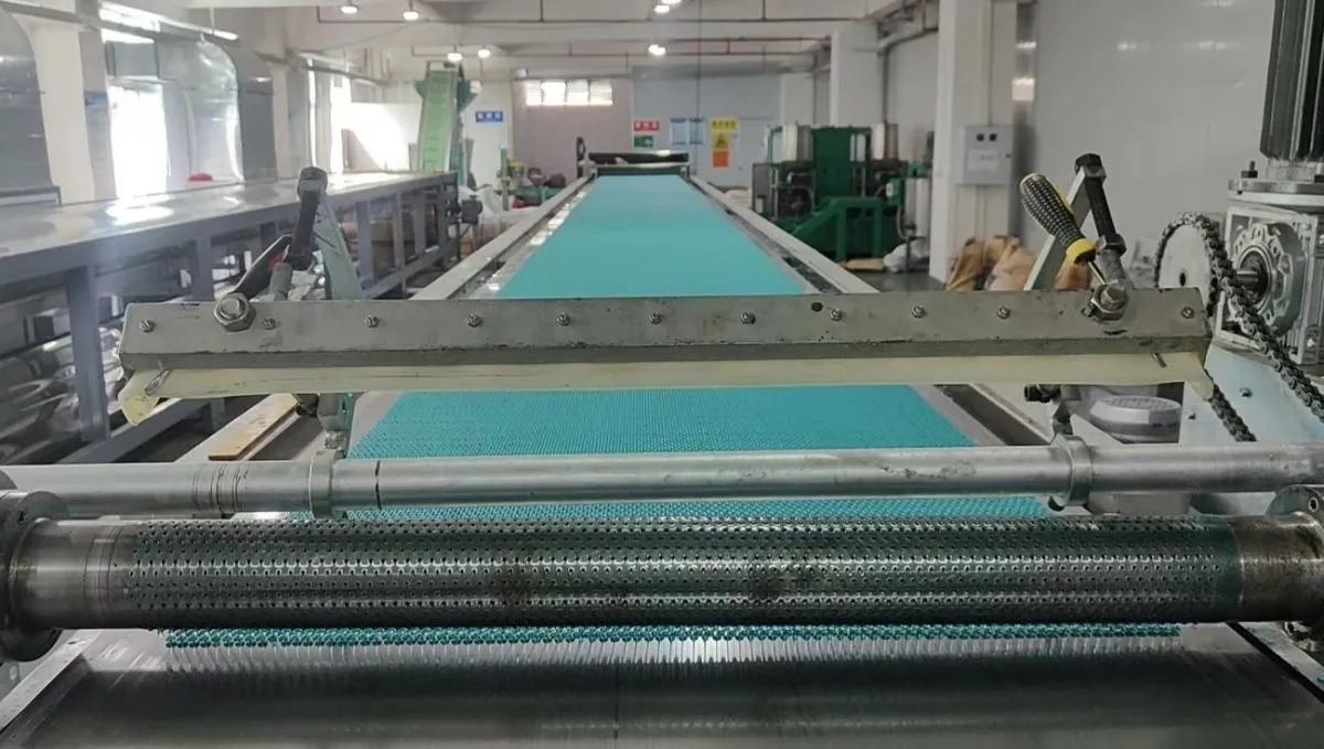 картинка Линия по производству ароматических гранул для стирки (400-700 кг/ч) от магазина Метасила