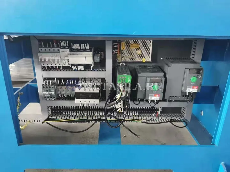 картинка Машина для производства одноразовых бумажных соломинок от магазина Метасила