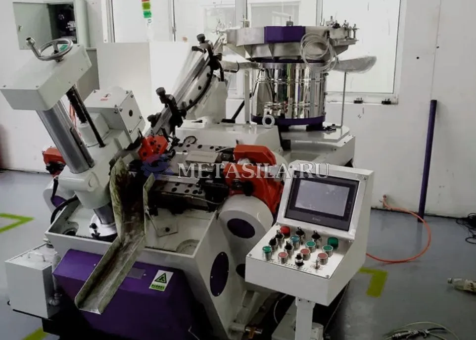 Фото Машина для формировки кровельных гвоздей от магазина Метасила