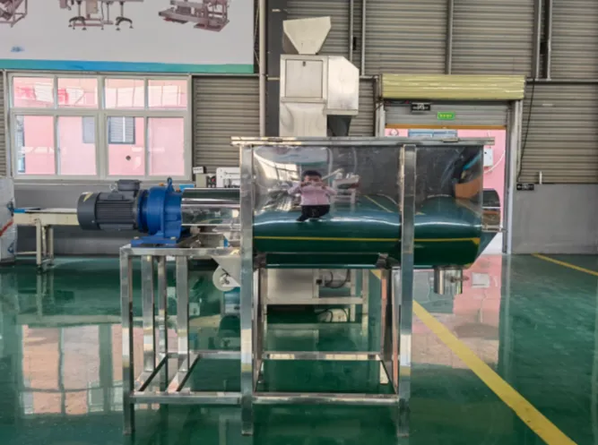 картинка Горизонтальный промышленный смеситель для сухого сырья, модель 300 от магазина Метасила