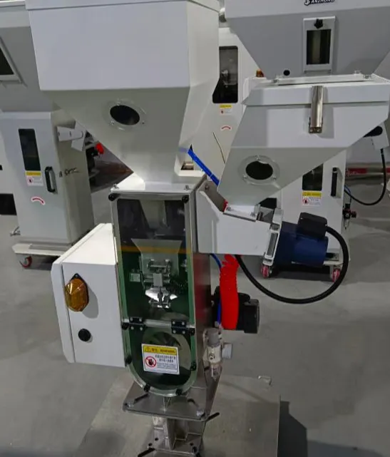 картинка Гравиметрический смеситель (дозатор), модель для двух компонентов 30 кг/ч от магазина Метасила