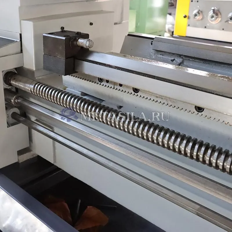 картинка Токарно-винторезный станок  от магазина Метасила