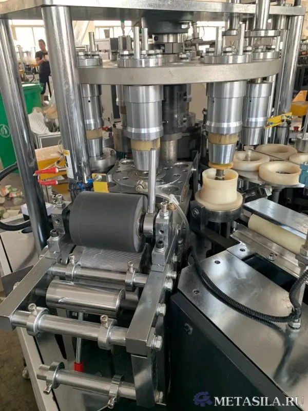 картинка Станок для производства бумажных стаканов BS-09 от магазина Метасила