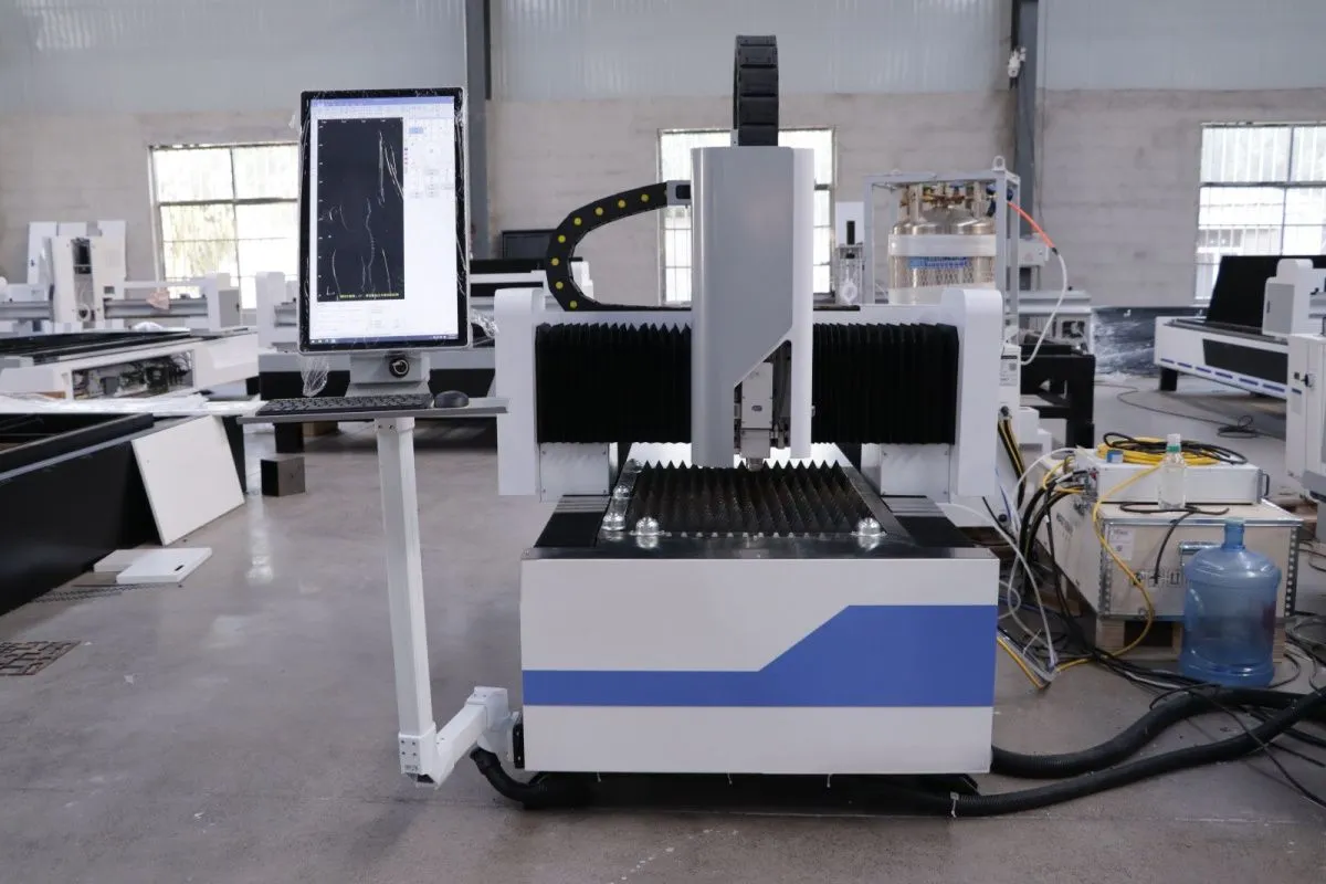 картинка Станок для лазерной резки металла, размер стола 600 на 600 мм. Модель WS-1500 от магазина Метасила