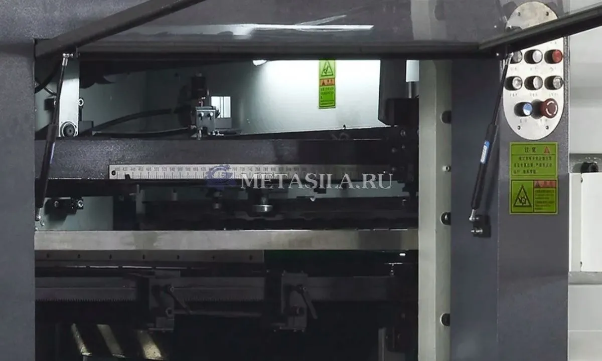 картинка Полуавтоматический планшетный штампорез от магазина Метасила