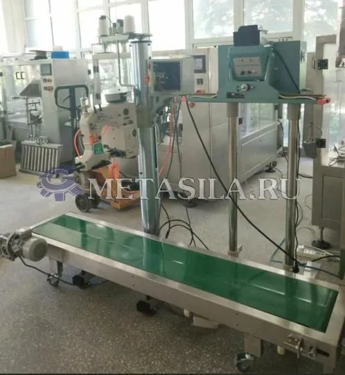 фото Полуавтоматическое упаковочное оборудование для упаковки порошковых продуктов (мешки 0,5 до 50 кг)  от магазина Метасила