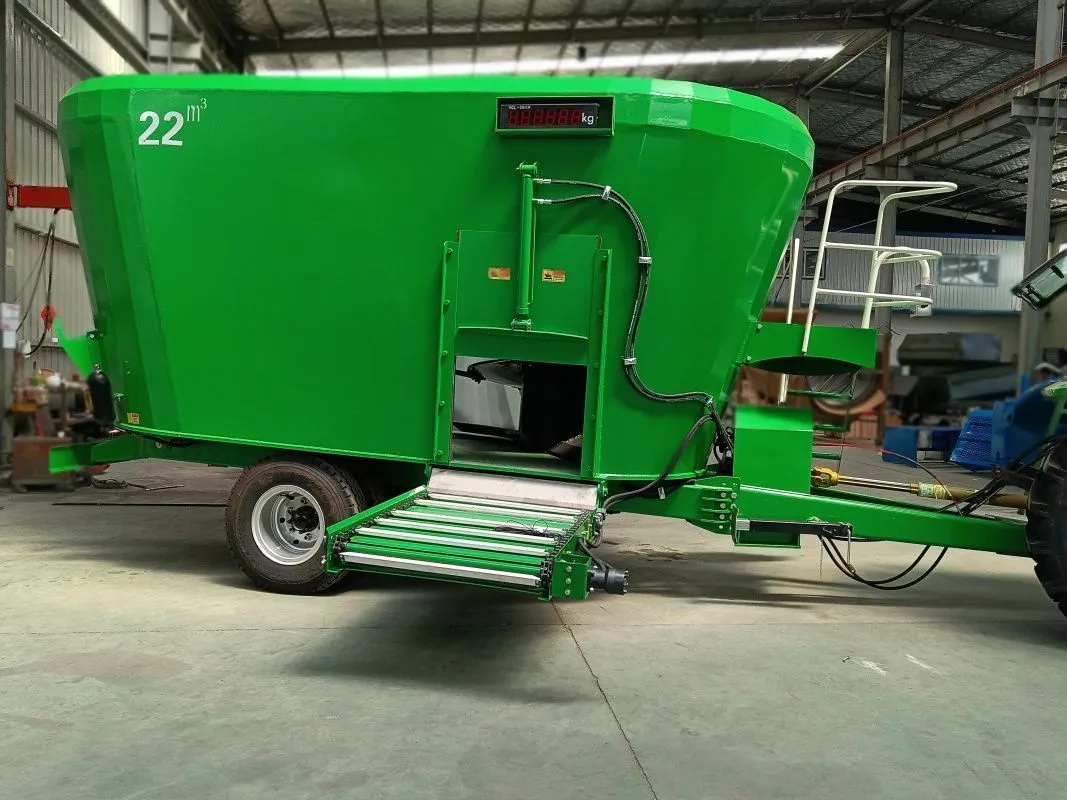 картинка Смеситель-кормораздатчик (с боковым ленточным транспортером) от магазина Метасила