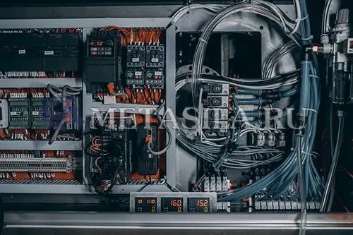 фото Автоматическая ротационная машина для наполнения и запечатывания готовых пакетов от магазина Метасила