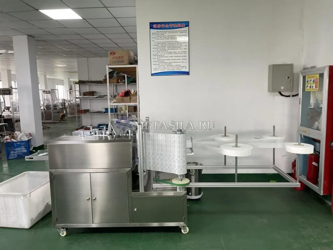 картинка Станок по производству спиртовых салфеток T-55  от магазина компании Метасила