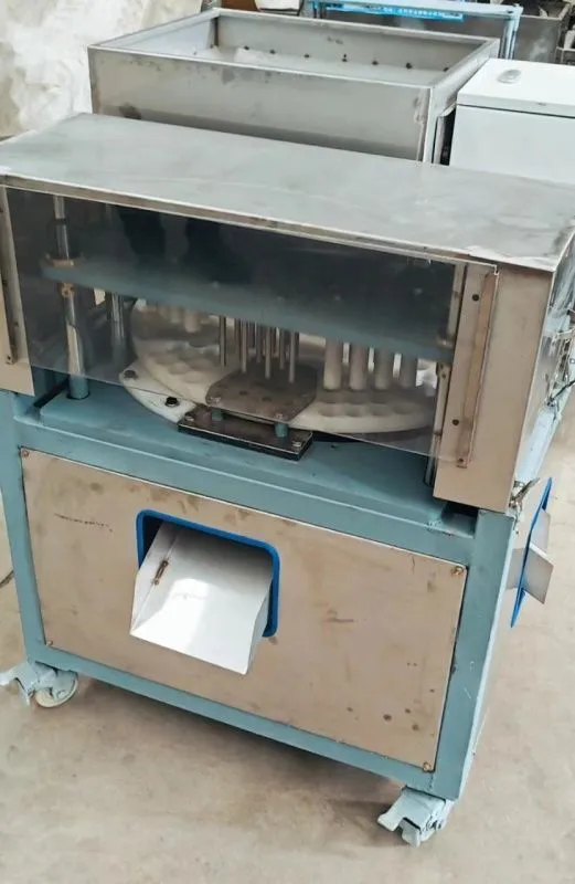 картинка Станок для удаления косточек из оливок TL547M от магазина Метасила