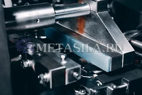 фото Автоматическая ротационная машина для наполнения и запечатывания готовых пакетов от магазина Метасила