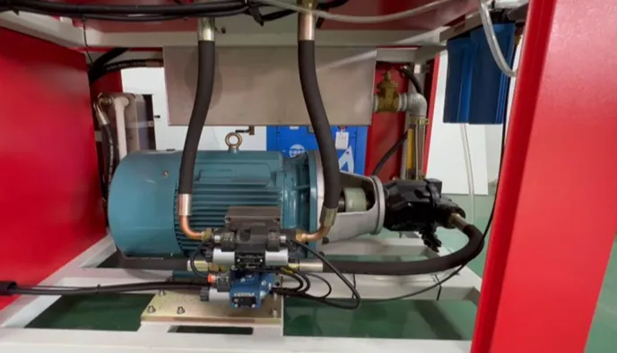 картинка Станок для фигурной резки асбестоцементных плит и других материалов, модель ER-7 от магазина Метасила