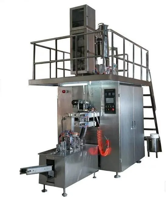 фото Станок для упаковки жидкостей в пакет типа Брик от магазина Метасила