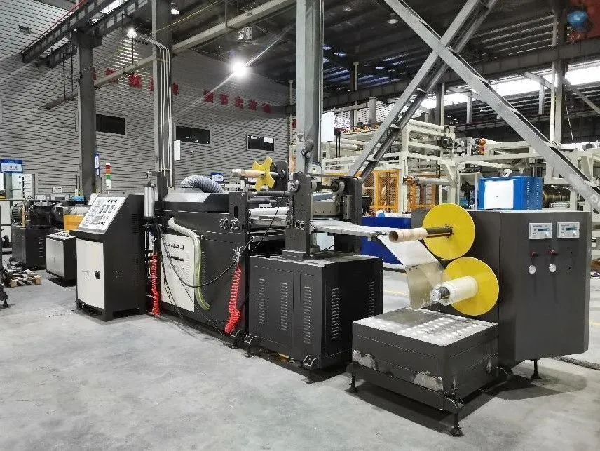 картинка Станок по производству бутилкаучуковой ленты от магазина Метасила