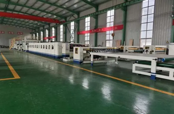 картинка Линия по производству трехслойного гофрированного картона J180T от магазина Метасила