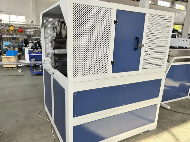 картинка Автоматическая линия для изготовления армированного шланга диаметром 25-50 мм, модель JM-50 от магазина Метасила