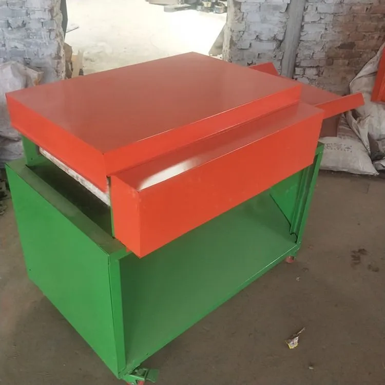картинка Автоматический сепаратор (отделитель) хвойных иголок от веток, модель F7 от магазина Метасила