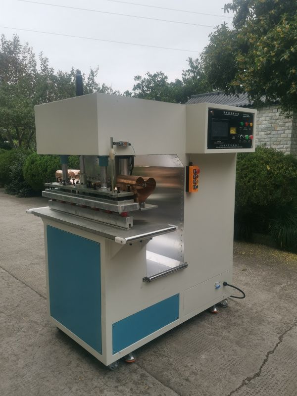 картинка Пневматический сварочный аппарат для брезента, модель 1200М  от магазина Метасила