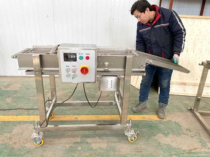 картинка Линия для производства куриных наггетсов: формовка, панировка, жарка от магазина Метасила