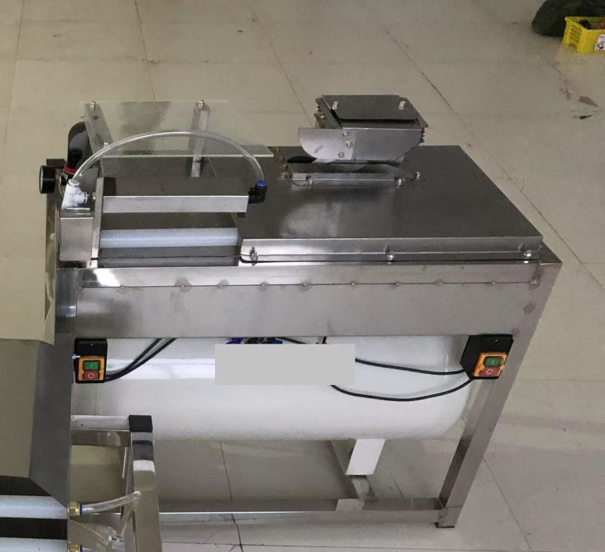 картинка Машина для очистки зеленого лука от кожуры от магазина Метасила