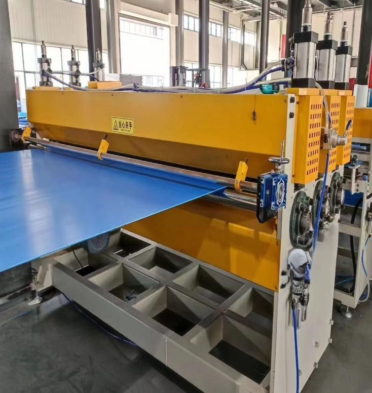 картинка Линия по производству листов из полипропилена FD2000 от магазина Метасила