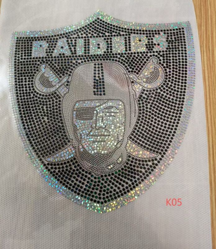 картинка Автоматический пробивной пресс для пайеток F047 от магазина Метасила