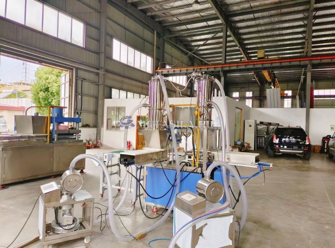 картинка Станок для производства бомбочек для ванн F-005 (одноцветная однорядная форма) от магазина Метасила