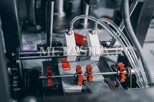 фото Автоматическая ротационная машина для наполнения и запечатывания готовых пакетов от магазина Метасила