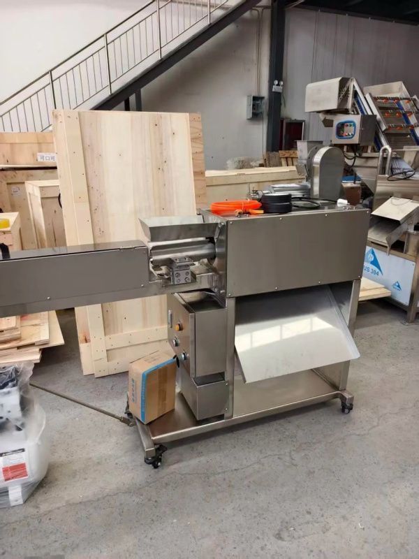 картинка Машина для очистки моркови от кожуры C50 от магазина Метасила