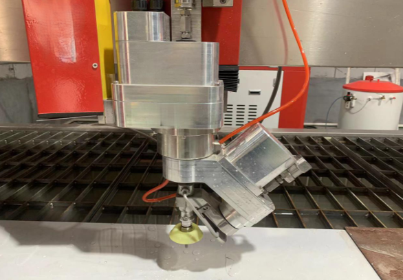 картинка Станок для фигурной резки асбестоцементных плит и других материалов, модель ER-7 от магазина Метасила