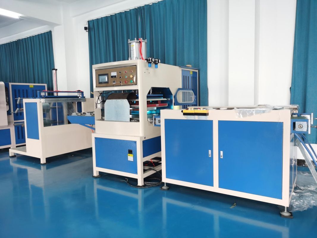 картинка Станок для производства браслетов из термополиуретана от магазина Метасила