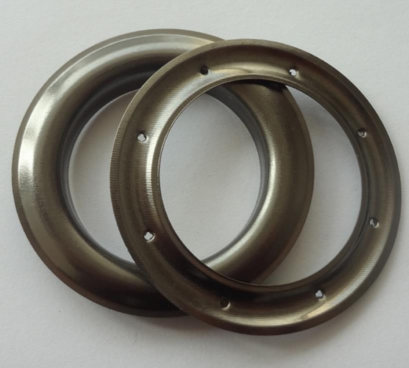 картинка Полуавтоматическая машина для пробивки люверсов W-84 от магазина Метасила