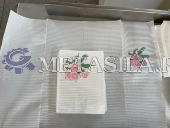 картинка Автоматическая линия по производству стоматологической нагрудной салфетки от магазина компании Метасила