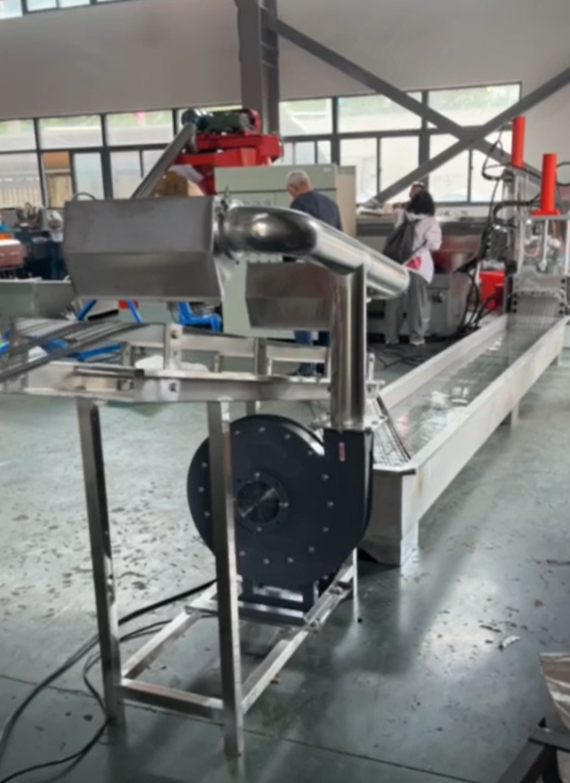 картинка Экструзионная линия гранулирования PP, PE, модель 200-250 кг/ч   от магазина Метасила