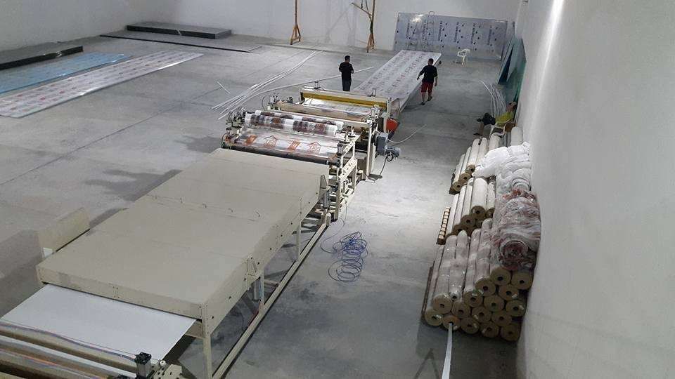 картинка Линия по производству сотового поликарбоната GL2100 от магазина Метасила