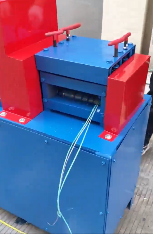 картинка Станок для разделки кабеля (модель YV-120) от магазина Метасила