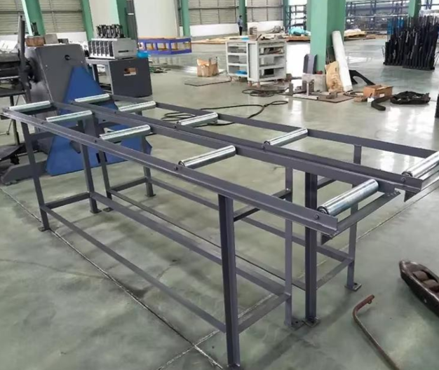 картинка Автоматическая линия изготовления штукатурного уголка, модель 3KL от магазина Метасила