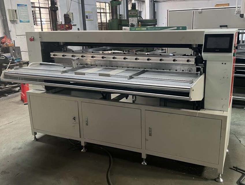 картинка Станок для плиссировки рулонных штор RT-17 от магазина Метасила