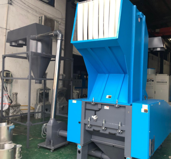 картинка Шредер, измельчитель для пластика, модель LS-1600 от магазина Метасила